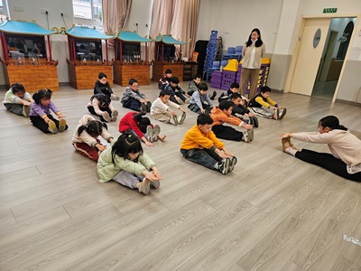 民族舞1.jpg
